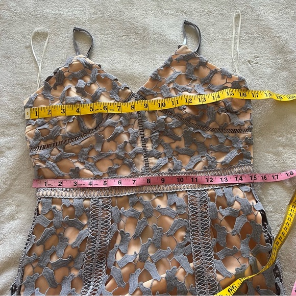 Anthropologie Elliatt Tingle Lace Overlay Midi Dress - Picture 6 of 8